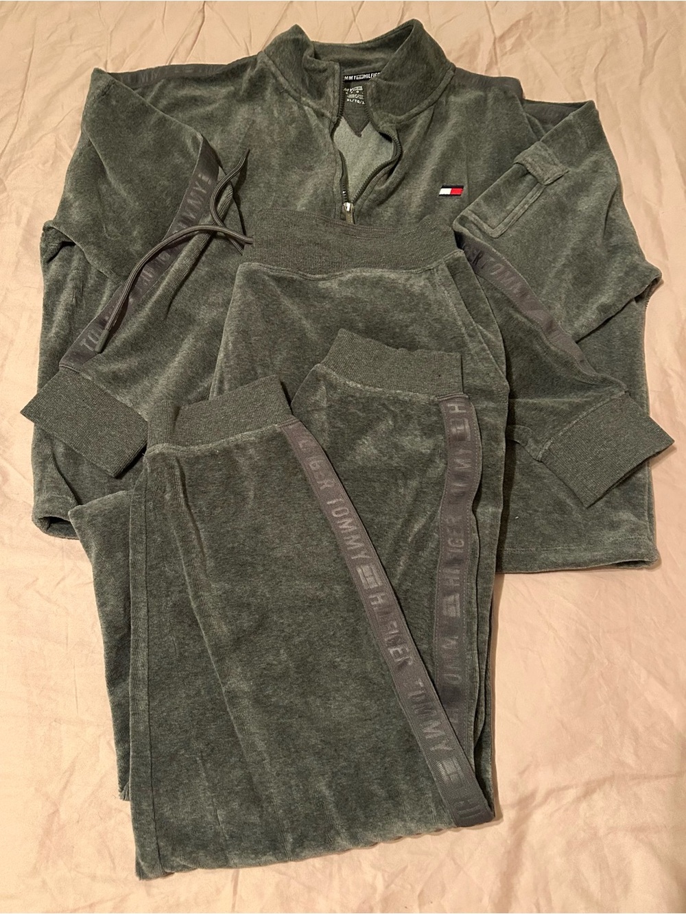 Tommy Hilfiger Gray Velour Track Pants & Joggers Set
